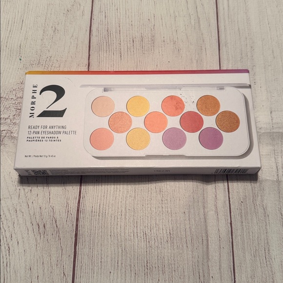 NWT Eyeshadow Bundle of 4 - Picture 12 of 16